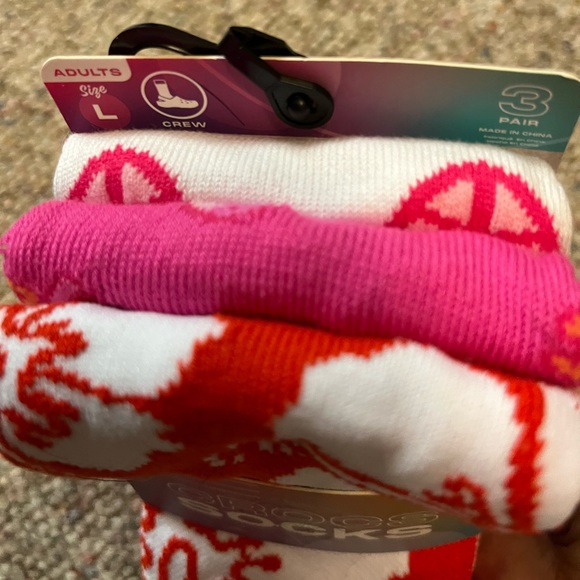 π HP ππ CROCS Socks Retro Resort Crew Socks 3 Pack - Picture 9 of 13